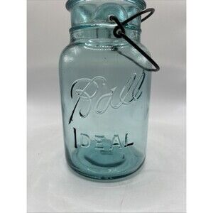 BALL IDEAL AQUA QUART FRUIT JAR WITH WIRE BAIL 1915 - 1937 No Lid